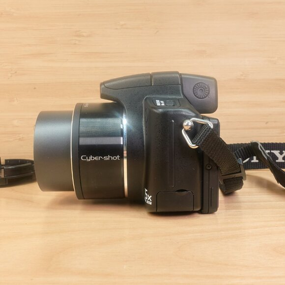 Sony Cyber-shot DSC-H50 / 9.1MP Camera / 15× Zeiss Zoom / Full HD / Japan Made - Picture 7 of 10